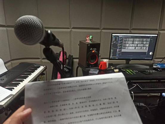 图片一录音中