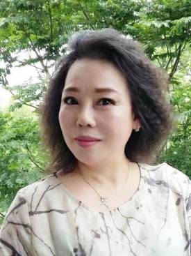 周曼丽 音乐